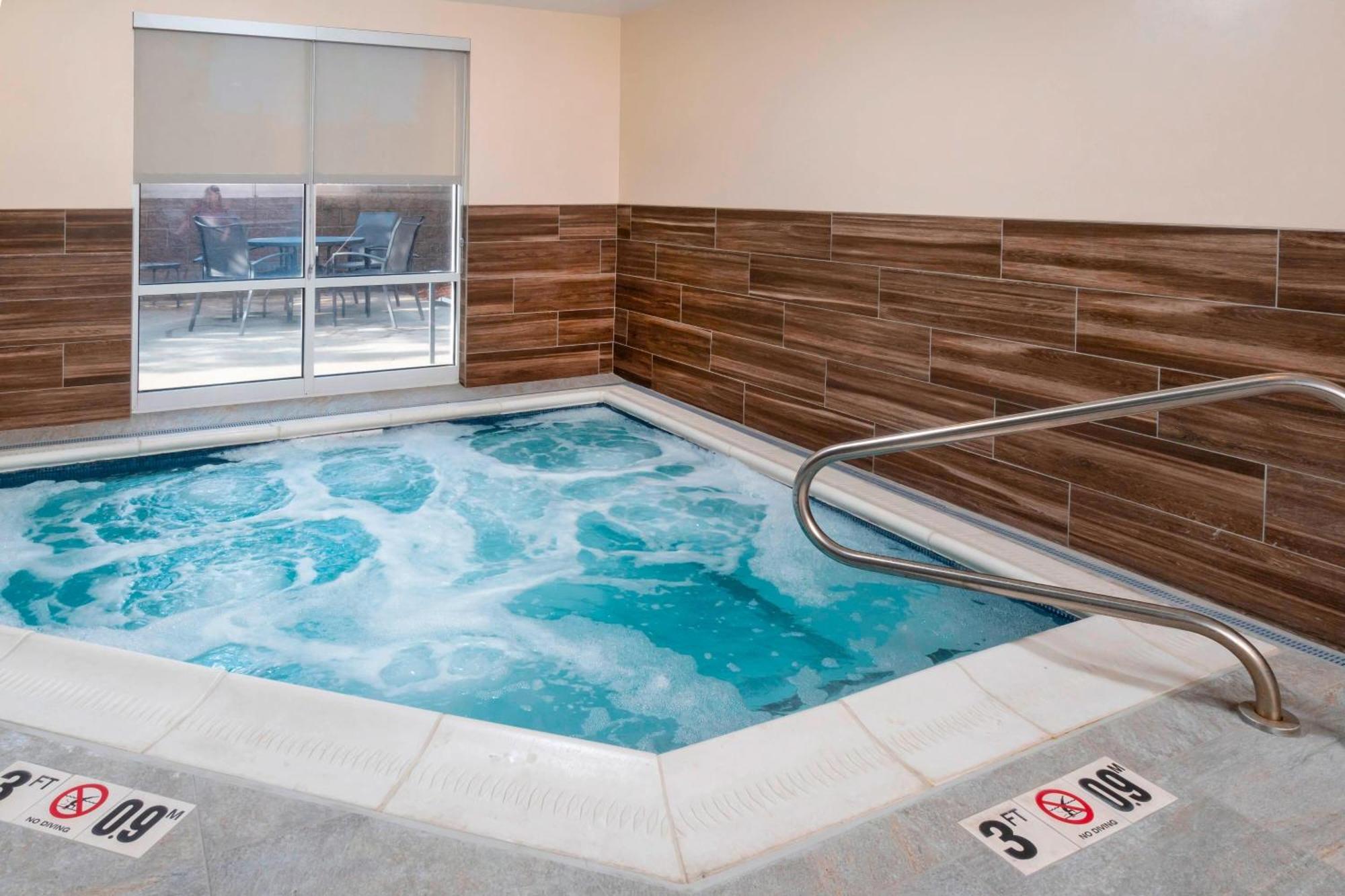 Fairfield Inn & Suites Bend Downtown Zewnętrze zdjęcie